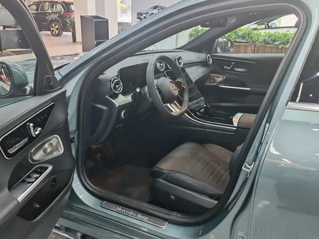 Mercedes-Benz C-Class — Фото автомобиля 6