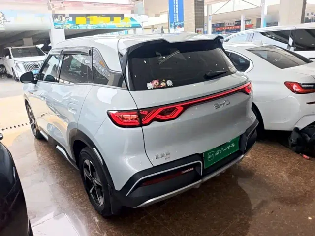 BYD Yuan UP — Фото автомобиля 4