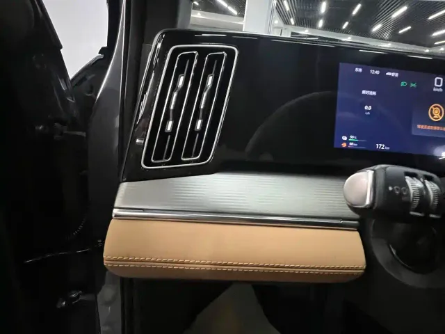 BYD Song L DM-i — Фото автомобиля 14
