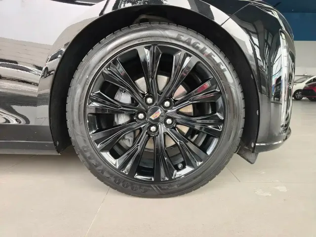 Cadillac CT6 — Фото автомобиля 14