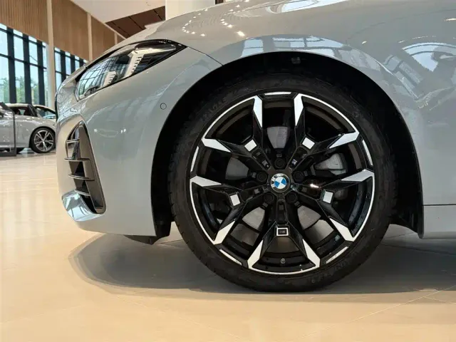 BMW 4 Series — Фото автомобиля 7