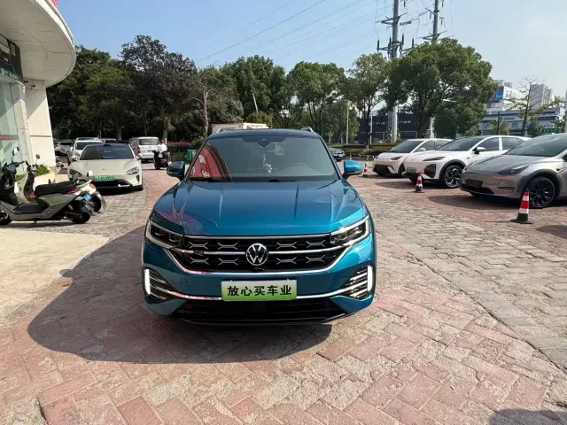 Volkswagen Tayron — Фото автомобиля 2