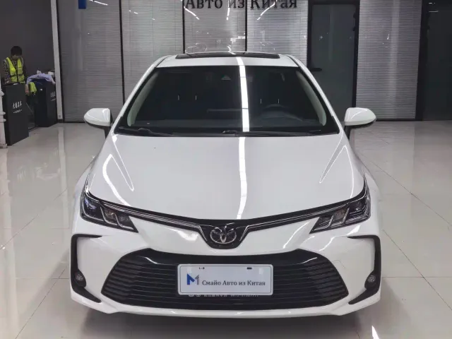 Toyota Corolla — Фото автомобиля 3