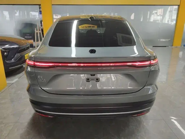 Nio EC6 — Фото автомобиля 5