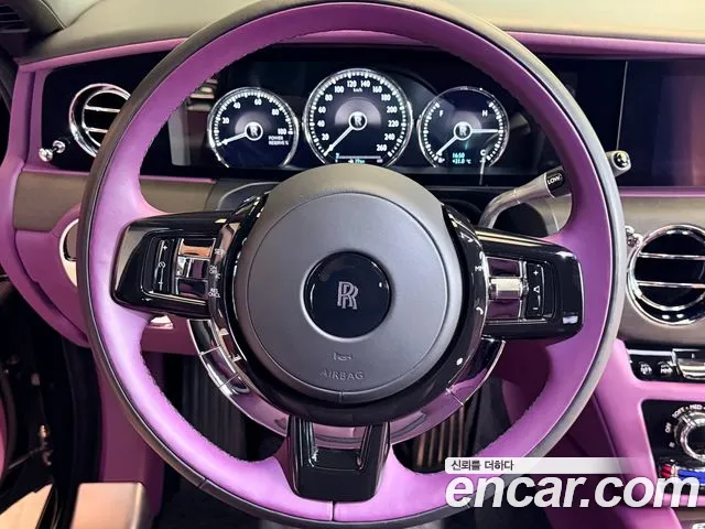 Rolls-Royce Ghost — Фото автомобиля 8
