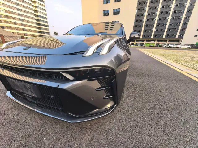Lynk & Co 03 — Фото автомобиля 26