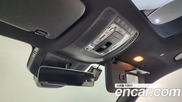 Mercedes-Benz GLB-Class — Фото автомобиля 19