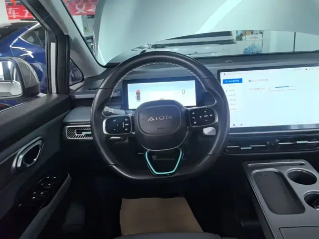 GAC Aion Y — Фото автомобиля 10