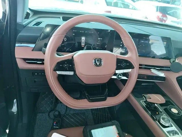 Changan CS75 Plus — Фото автомобиля 10