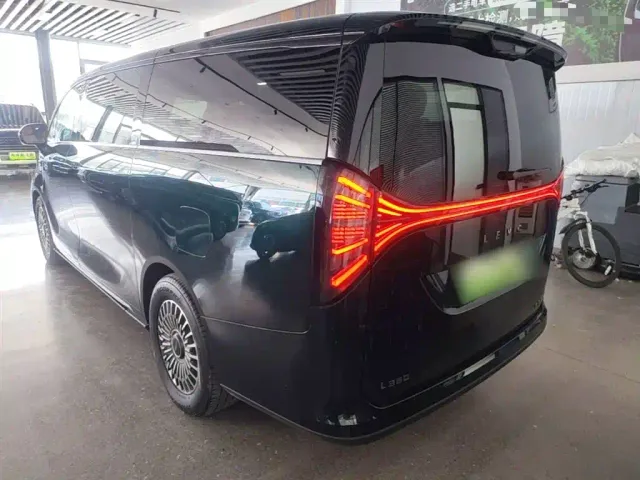 Geely Yizhen L380 — Фото автомобиля 4