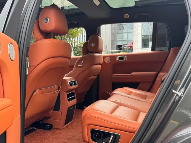 Li Auto L7 — Фото автомобиля 11