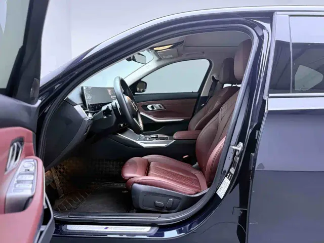 BMW 3 Series — Фото автомобиля 15