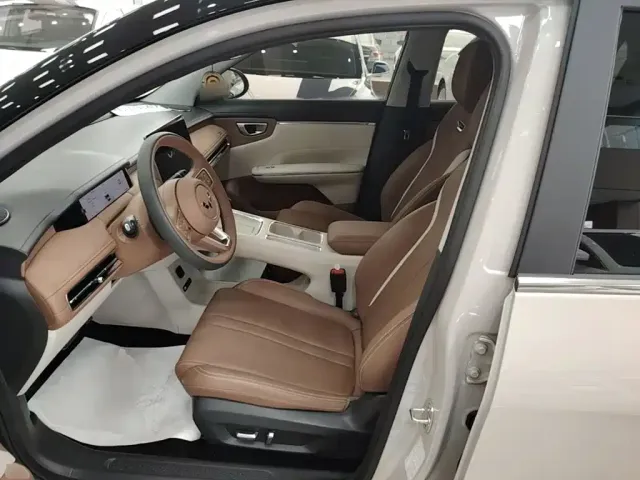 Wuling Motors Wuling Bingo S 2025 Model Base Version — Фото автомобиля 14
