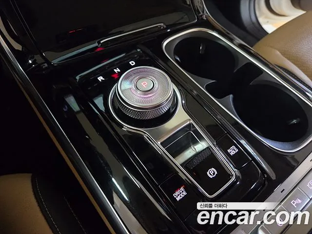 Kia Carnival 4th Gen — Фото автомобиля 10