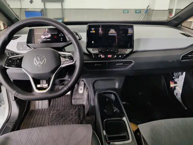 Volkswagen ID.3 — Фото автомобиля 12