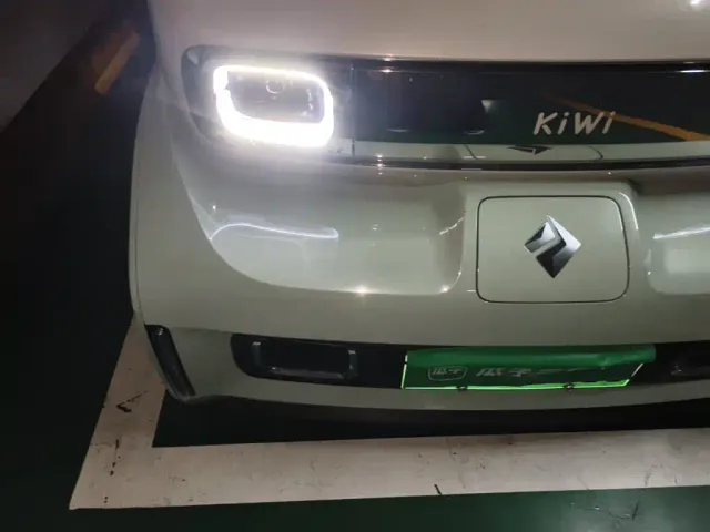 Baojun KiWi EV — Фото автомобиля 21