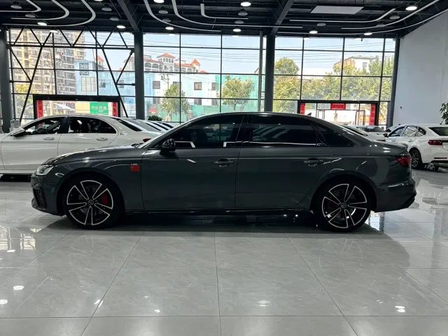 Audi A4L — Фото автомобиля 7