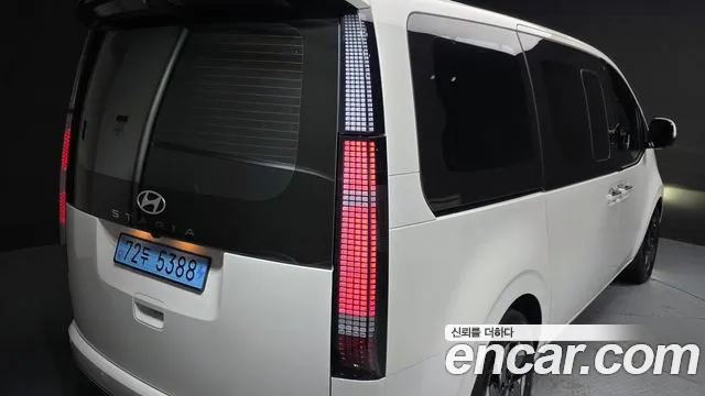 Hyundai Staria New — Фото автомобиля 8