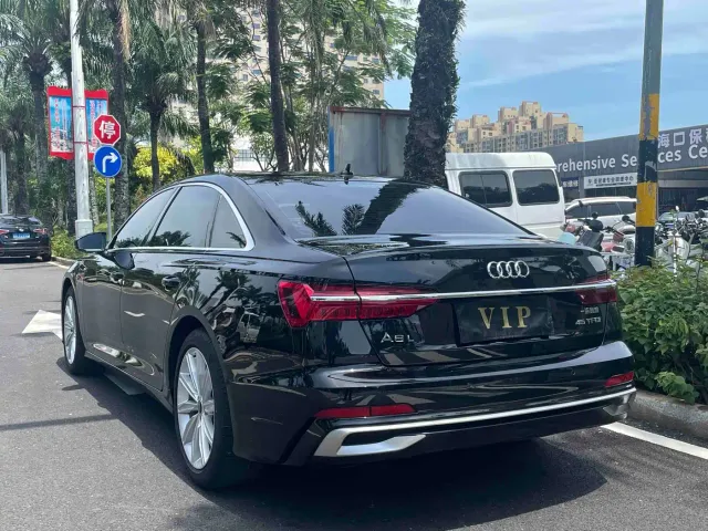 Audi A6L — Фото автомобиля 9