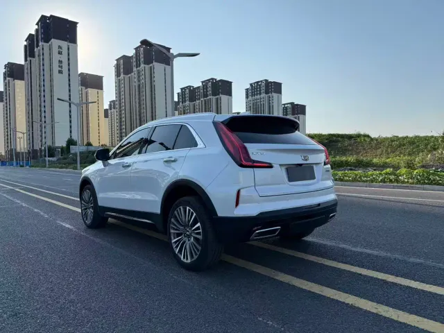 Cadillac XT4 — Фото автомобиля 9