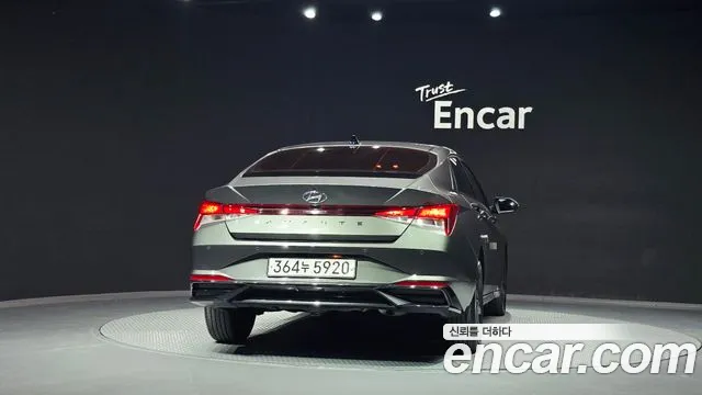 Hyundai Avante CN7 — Фото автомобиля 4