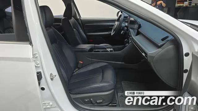 Hyundai Sonata — Фото автомобиля 11