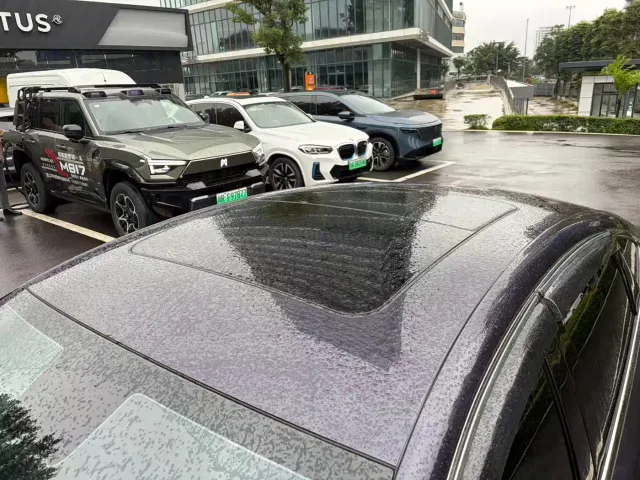 BYD Qin L — Фото автомобиля 6