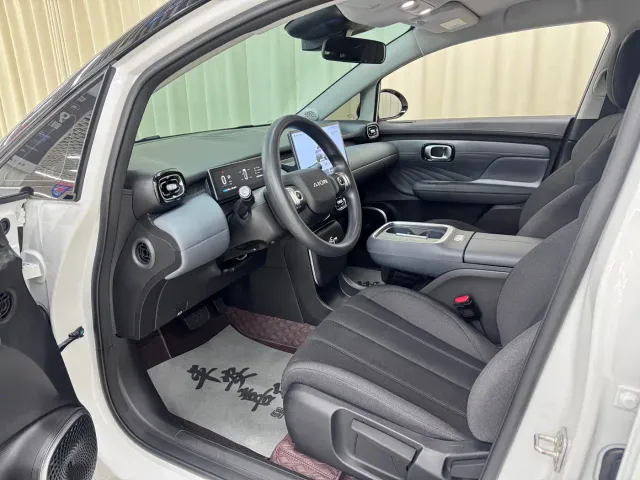 GAC Aion UT — Фото автомобиля 4