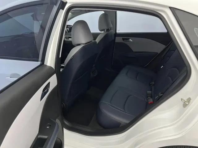 Chevrolet Monza — Фото автомобиля 14