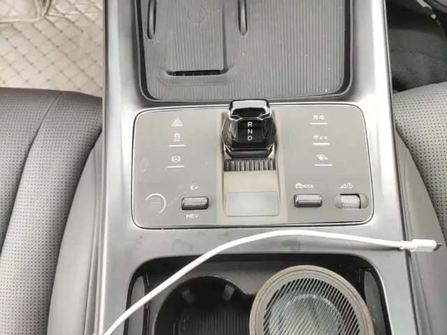 BYD Seal — Фото автомобиля 13