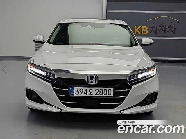 Honda Accord Accord 10 поколение — Фото автомобиля 2