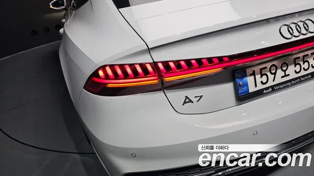 Audi A7 — Фото автомобиля 23