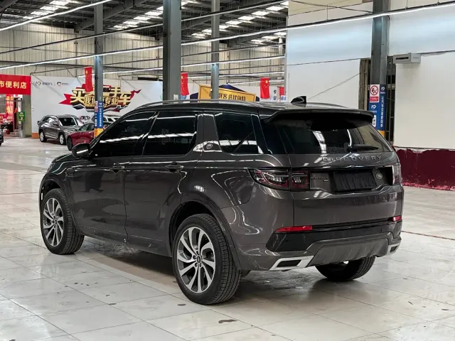Land Rover Discovery Sport — Фото автомобиля 14