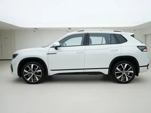 Volkswagen Tayron — Фото автомобиля 3