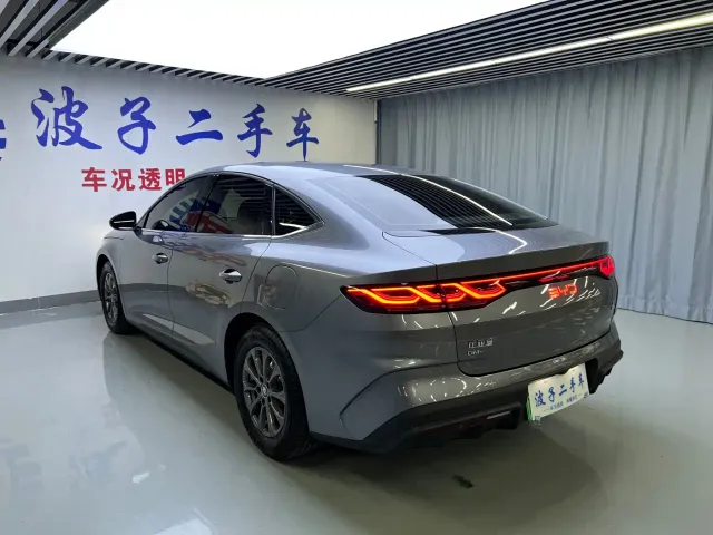 BYD Qin L — Фото автомобиля 20
