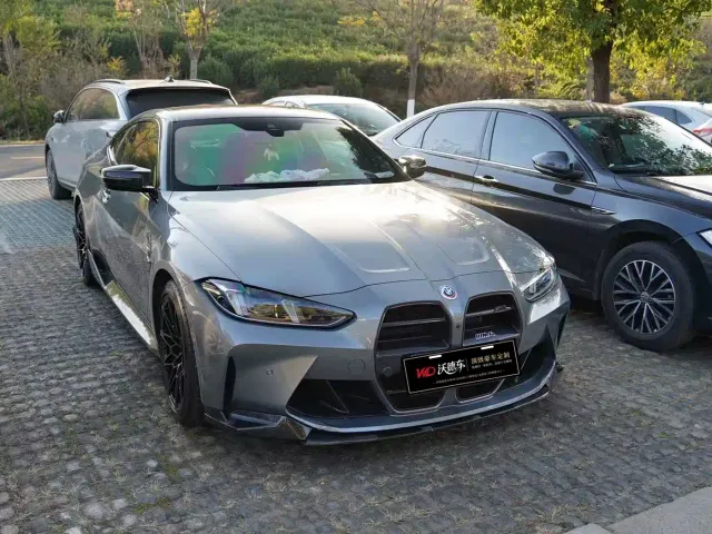 Фотография автомобиля — BMW M4