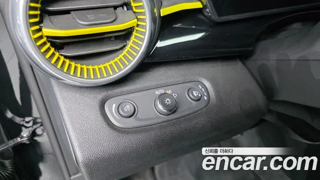 ChevroletGMDaewoo Trax Trax Кроссовер — Фото автомобиля 11