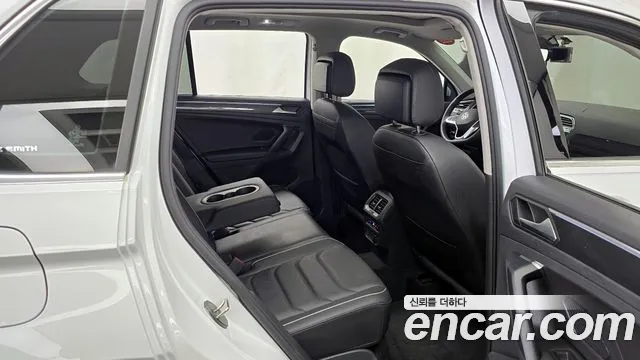 Volkswagen Tiguan Tiguan 2 поколение 2.0 TDI Prestige — Фото автомобиля 12