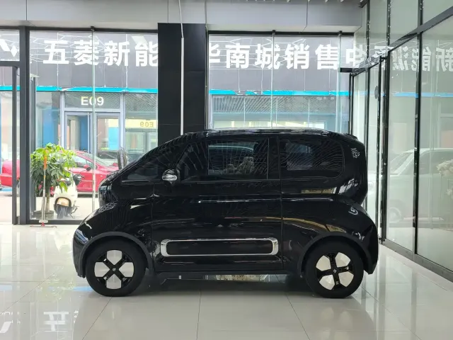 Baojun Baojun KiWi EV 2023 Smart Luxury Edition LFP — Фото автомобиля 4
