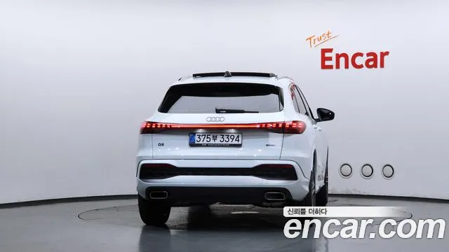 Audi Q5 40 TFSI quattro Advanced — Фото автомобиля 4