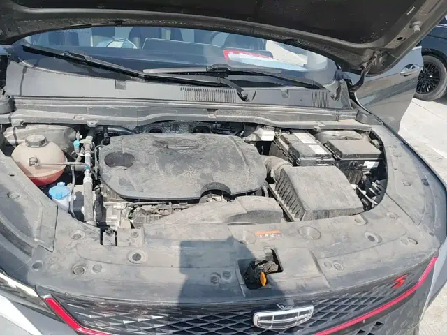 Geely Binyue — Фото автомобиля 15