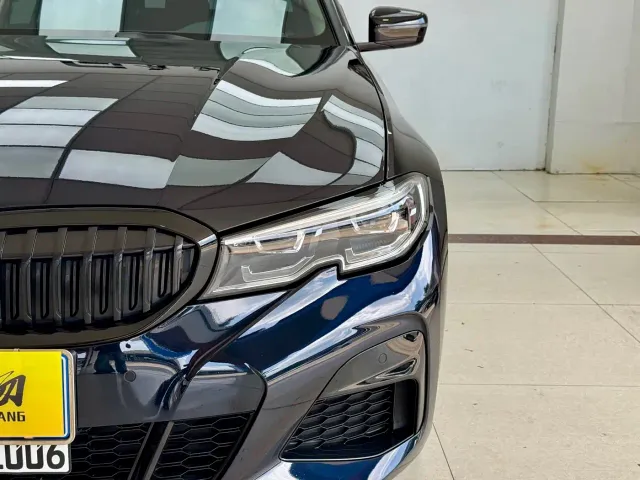 BMW 3 Series — Фото автомобиля 4