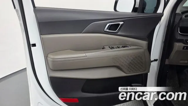 Kia Carnival 4th Gen — Фото автомобиля 13