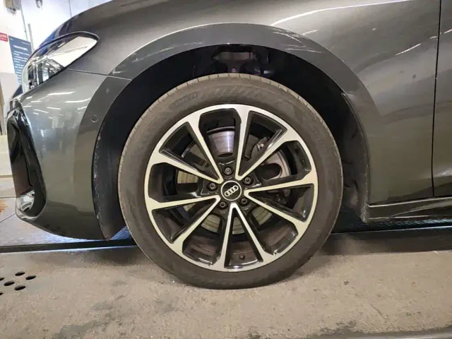 Audi A5L — Фото автомобиля 22