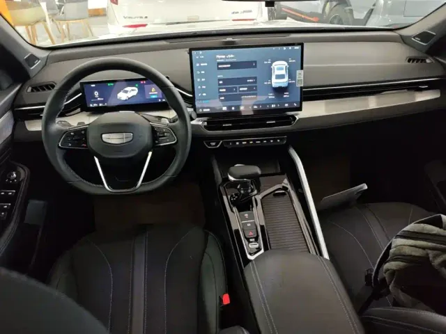 Geely Xingrui — Фото автомобиля 9