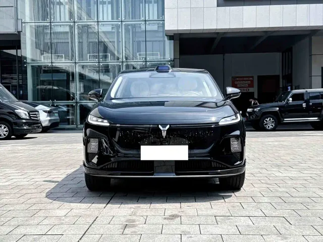 Voyah Zhiyin — Фото автомобиля 3