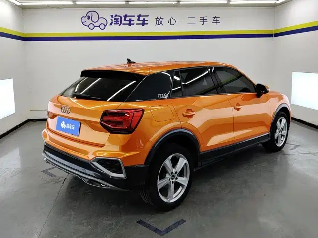 Audi Q2L — Фото автомобиля 3
