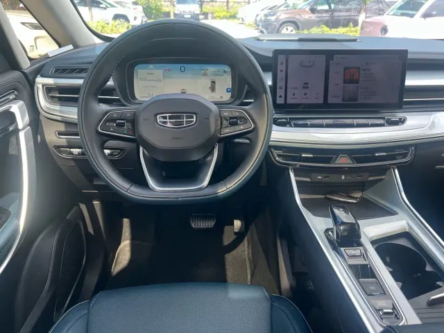 Geely Jiaji — Фото автомобиля 15