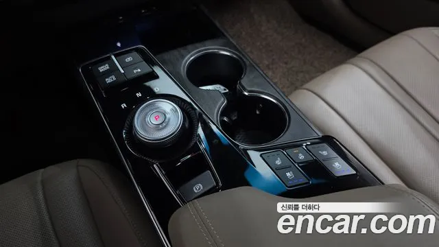 Kia K8 K8 Hybrid — Фото автомобиля 12