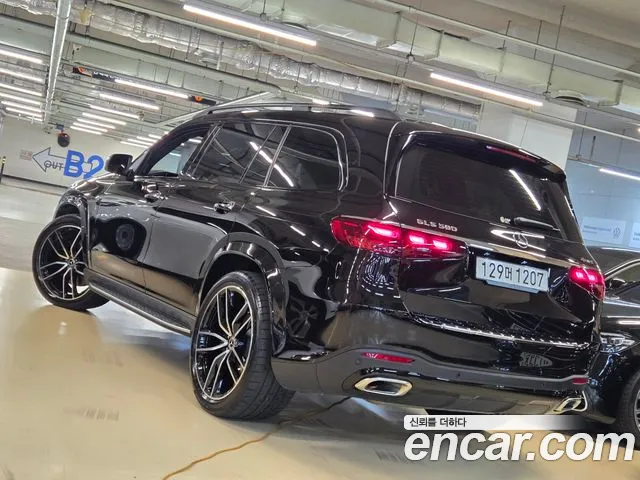 Mercedes-Benz GLS-Class — Фото автомобиля 4